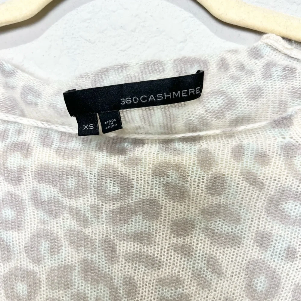 360 Cashmere 100% Cashmere Leopard Animal Print Sweater Size Extra Small - Picture 6 of 7